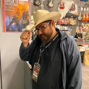 Meet your Posher, Charles